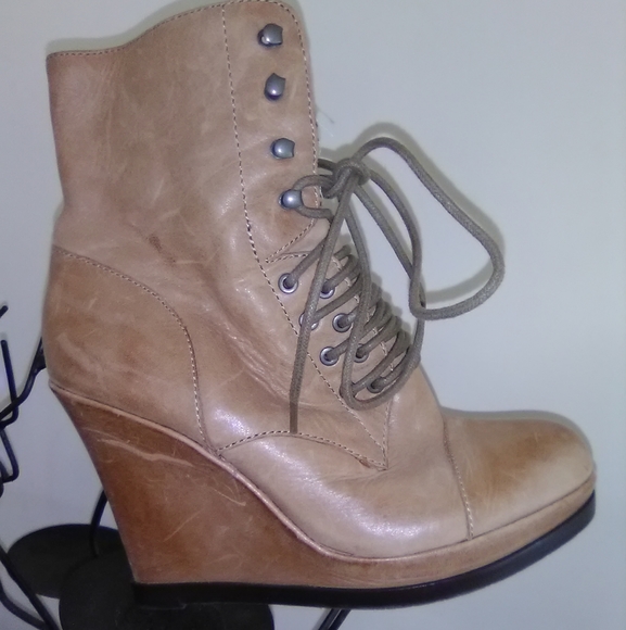 Vince camuto lace up boots - Picture 3 of 4